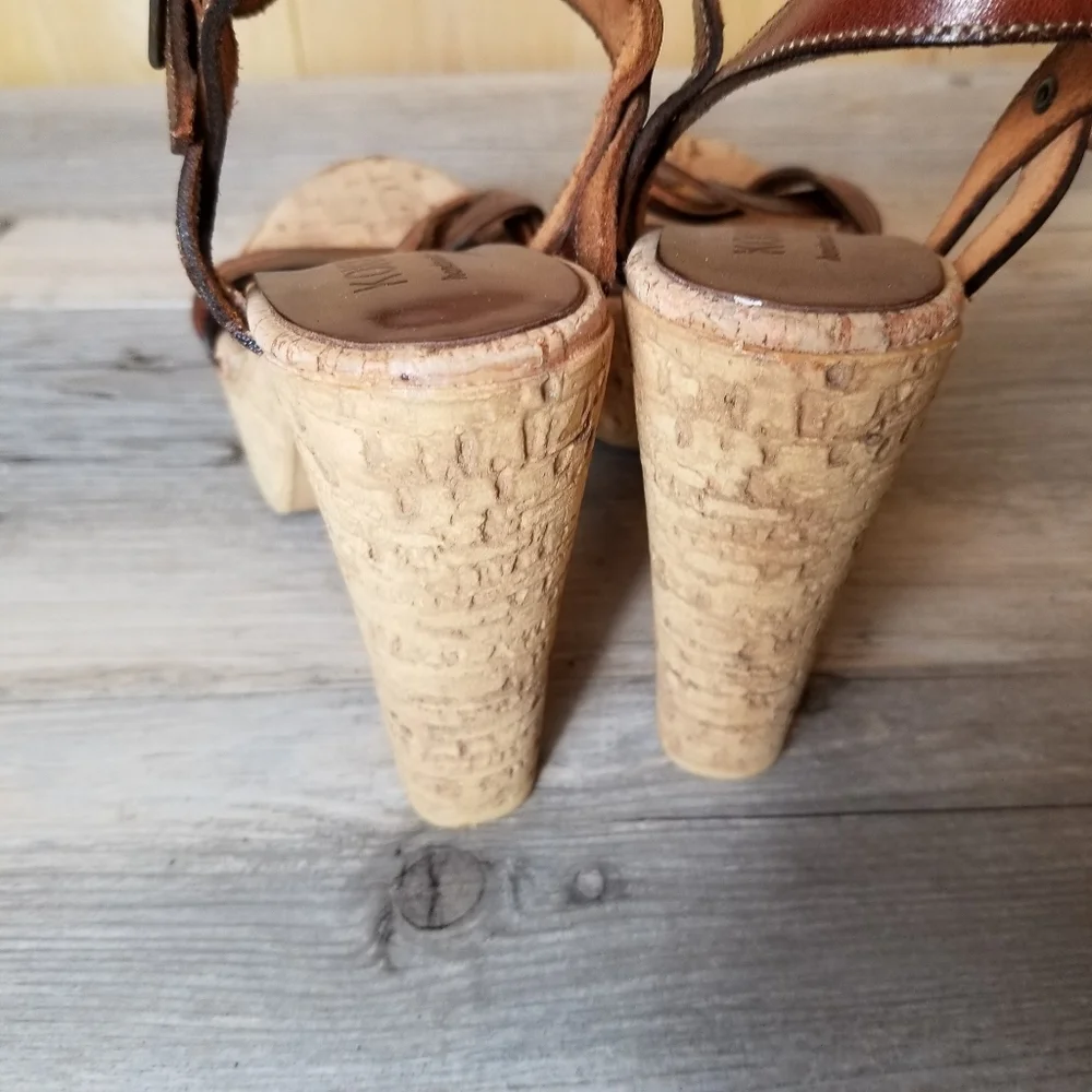 Kokka Leather Handmade Faux Wood/Cork Platform Heel Sandals